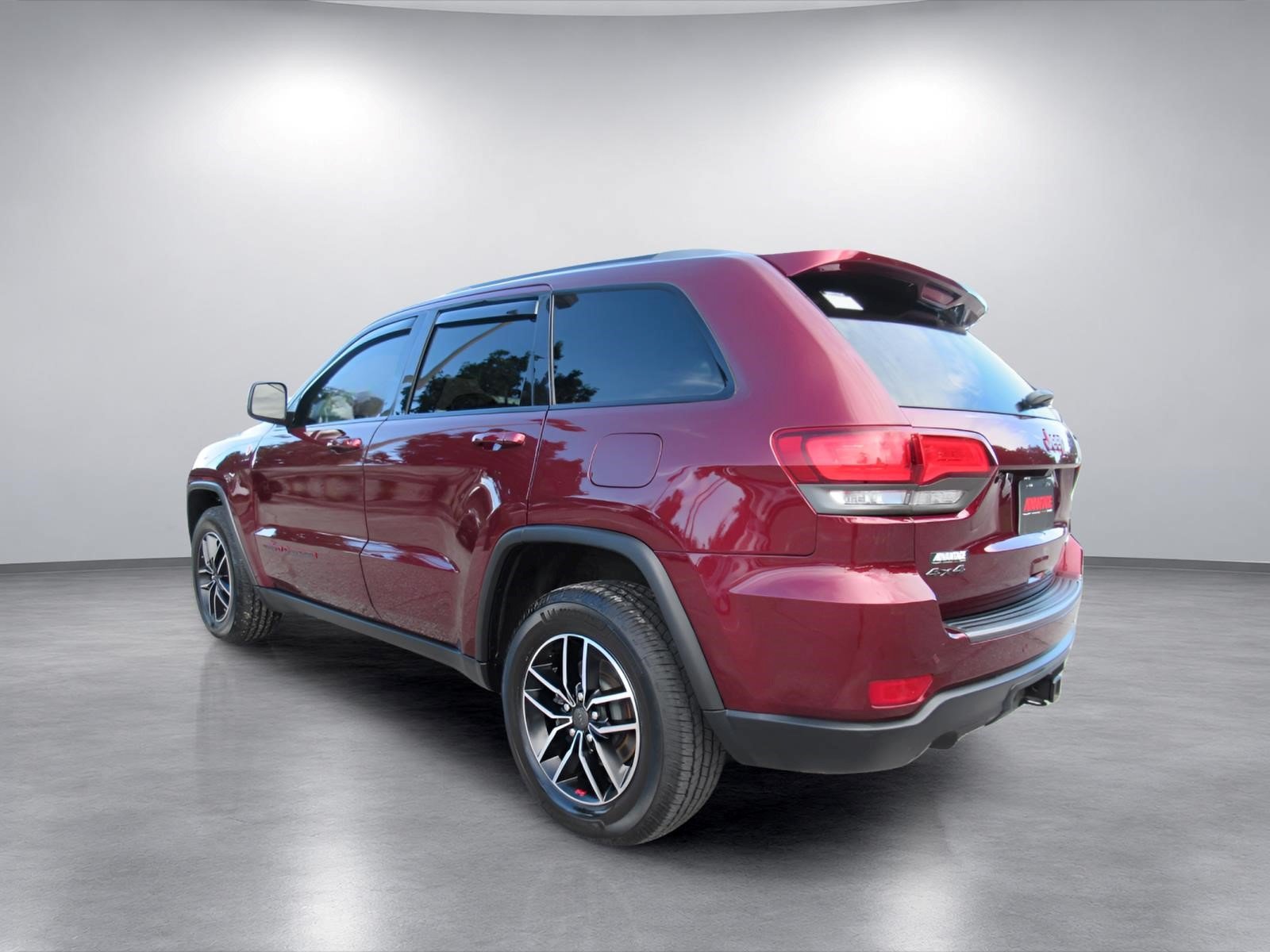 Used 2019 Jeep Grand Cherokee Trailhawk w/ Trailhawk Luxury Group AWD/4WD image 5