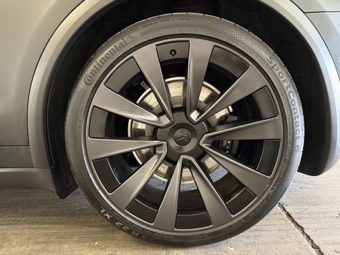 Used 2022 Tesla Model X Plaid image 36