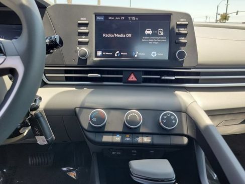 Certified 2026 Hyundai Elantra SE FWD image 13
