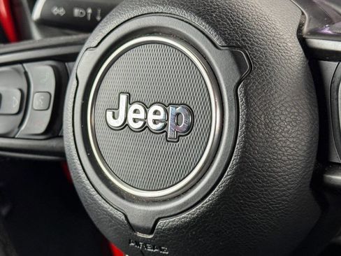 Used 2023 Jeep Wrangler Sport S image 29