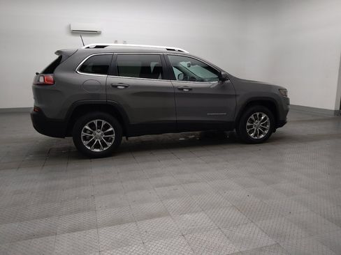 Used 2021 Jeep Cherokee Latitude Plus FWD image 10