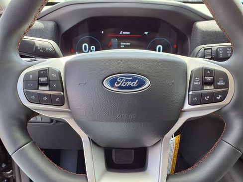 New 2026 Ford Explorer Active w/ Active Comfort Package RWD image 15