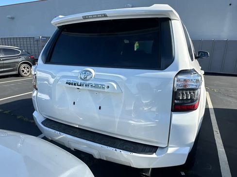 Used 2019 Toyota 4Runner SR5 Premium AWD/4WD image 5