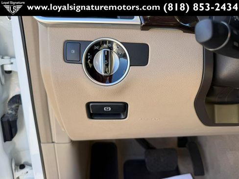 Used 2015 Mercedes-Benz GL 450 4MATIC image 27