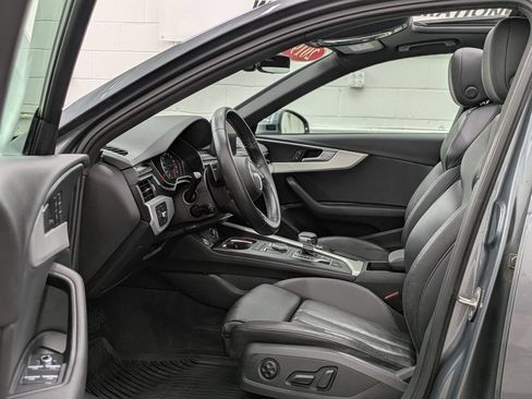 Used 2019 Audi A4 2.0T Premium w/ Convenience Package AWD/4WD image 4