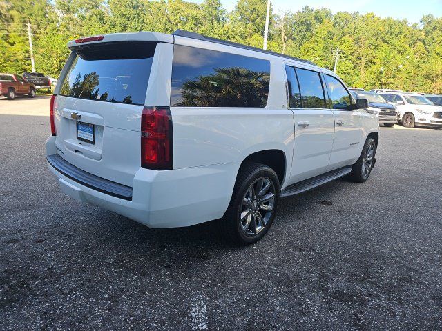 Used 2017 Chevrolet Suburban LT w/ Luxury Package RWD image 8