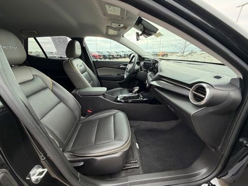 Used 2025 Chevrolet Trax ACTIV image 21