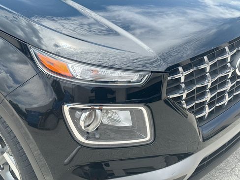Used 2022 Hyundai Venue SEL FWD image 31