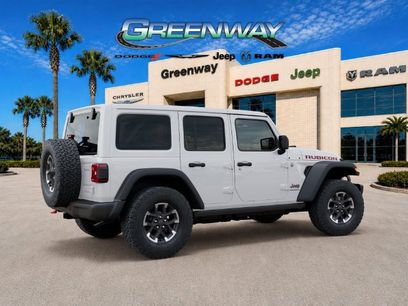 New 2026 Jeep Wrangler Unlimited Rubicon w/ Steel Bumper Group