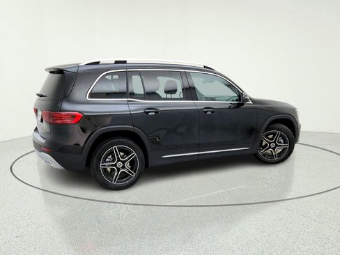 New 2026 Mercedes-Benz GLB 250 image 8