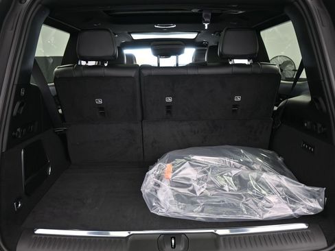 New 2026 Jeep Grand Wagoneer Summit image 32