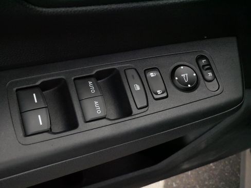 Used 2025 Honda CR-V Sport image 19