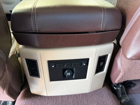 Used 2018 RAM 3500 Laramie Longhorn w/ Convenience Group AWD/4WD image 26