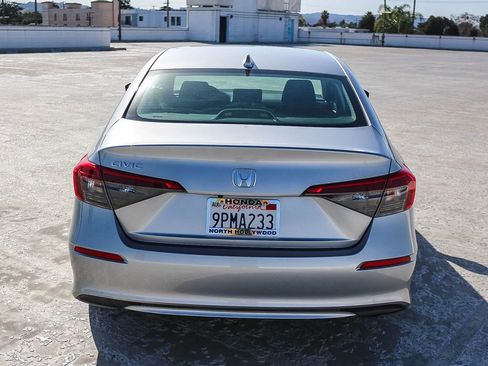 Certified 2022 Honda Civic LX image 5