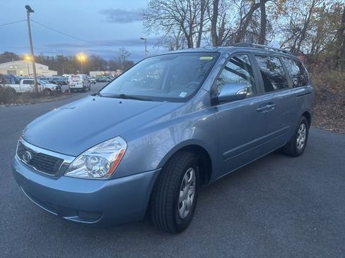 Used 2012 Kia Sedona LX image 3