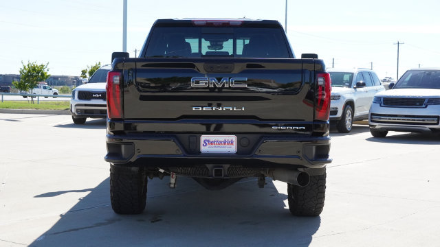 Used 2025 GMC Sierra 2500 Denali Ultimate AWD/4WD image 8