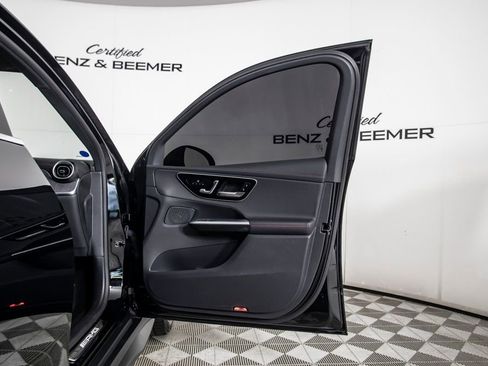 Used 2024 Mercedes-Benz GLC 43 AMG 4MATIC image 20