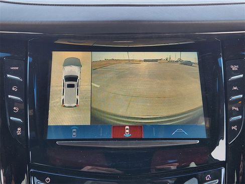 Used 2019 Cadillac Escalade ESV Platinum image 17