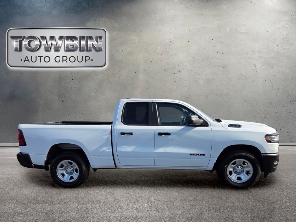 Used 2025 RAM 1500 Tradesman AWD/4WD image 3