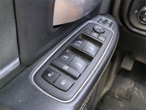 Used 2024 RAM 3500 Big Horn image 25