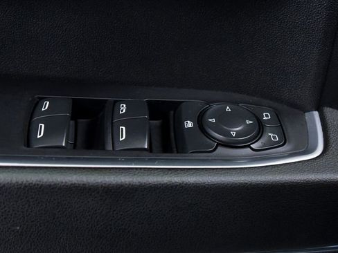 Used 2023 GMC Sierra 1500 SLE AWD/4WD image 18