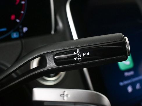 Used 2025 Mercedes-Benz E 350 Sedan image 15