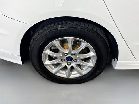 Used 2018 Ford Fusion S image 33