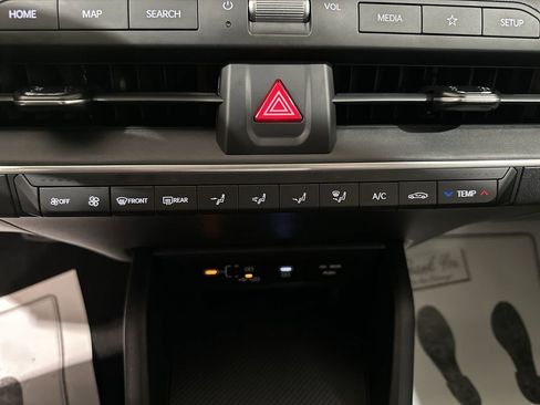 New 2025 Kia K4 LXS image 16