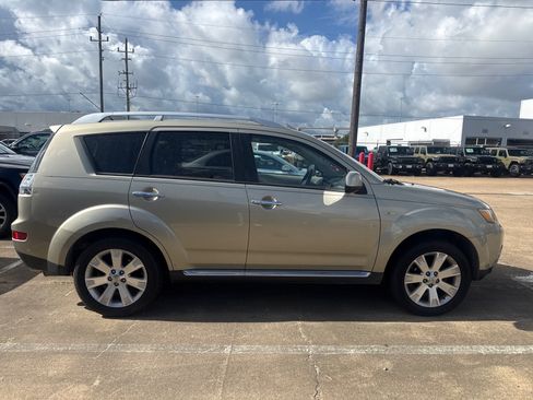 Used 2009 Mitsubishi Outlander SE FWD image 6