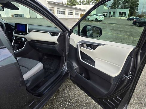 Certified 2025 Toyota RAV4 XLE image 10