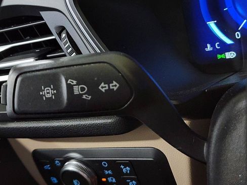 Used 2020 Ford Escape Titanium FWD image 14