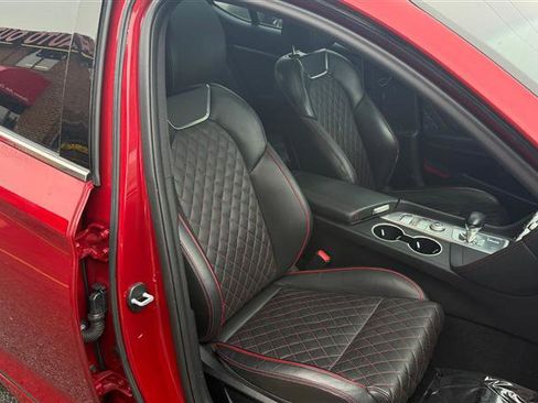 Used 2019 Genesis G70 3.3T Dynamic image 15