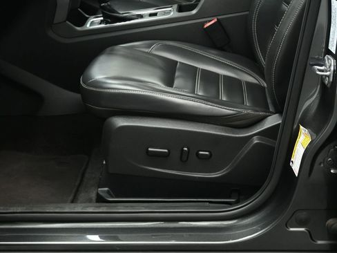 Certified 2019 Ford Escape SEL image 11