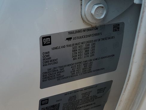 Used 2023 GMC Sierra 1500 Elevation image 27