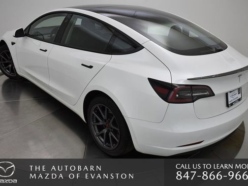 Used 2023 Tesla Model 3 Standard Range image 8