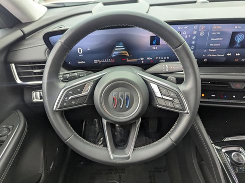 Used 2025 Buick Envision Preferred image 23