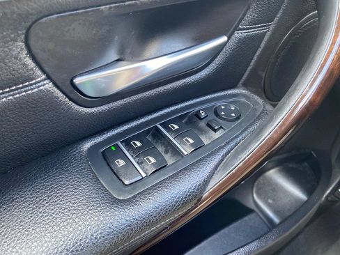 Used 2018 BMW 330i xDrive Sedan w/ Convenience Package AWD/4WD image 22