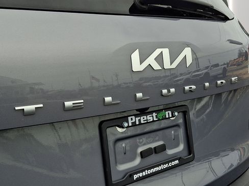 Used 2022 Kia Telluride EX w/ EX Premium Package image 31