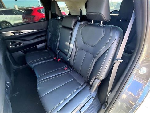 New 2026 INFINITI QX60 Luxe image 14