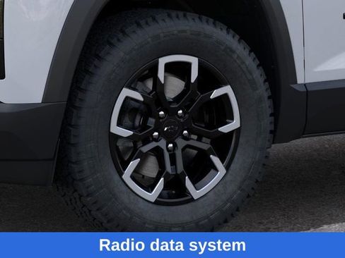 New 2026 Chevrolet Equinox ACTIV w/ Convenience Package III image 10