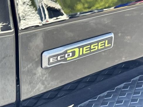 Used 2023 Jeep Gladiator Overland image 27