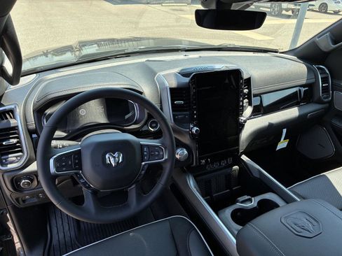 New 2025 RAM 1500 Laramie image 4