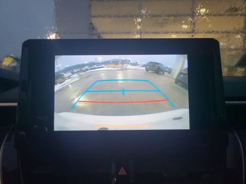 Used 2024 Toyota Corolla LE image 29