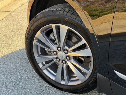 Certified 2025 Cadillac XT5 Premium Luxury image 12