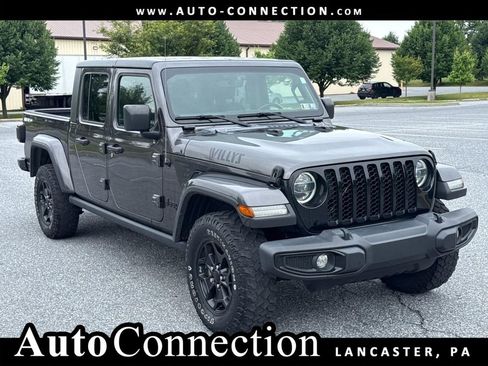 Used 2021 Jeep Gladiator Sport AWD/4WD image 1