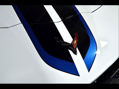 Used 2025 Chevrolet Corvette Stingray Preferred Cpe w/ Z51 Performance Package RWD image 6