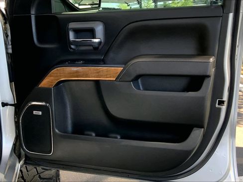 Used 2018 Chevrolet Silverado 1500 LTZ w/ Texas Edition AWD/4WD image 23