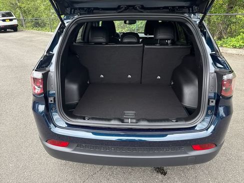 New 2026 Jeep Compass Latitude AWD/4WD image 12