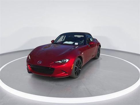 New 2025 MAZDA MX-5 Miata Grand Touring image 3