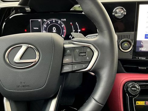 Used 2025 Lexus NX 350 AWD w/ Accessory Package (2T) image 27